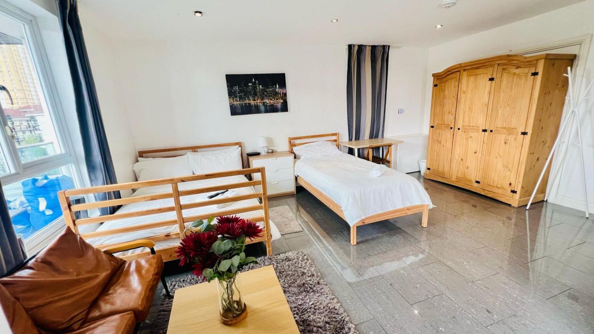 City View Sunset Luxurious Apartment In London Zone-1 Including One Family Twin Room With Its Own Stunning Private Terrace Extérieur photo